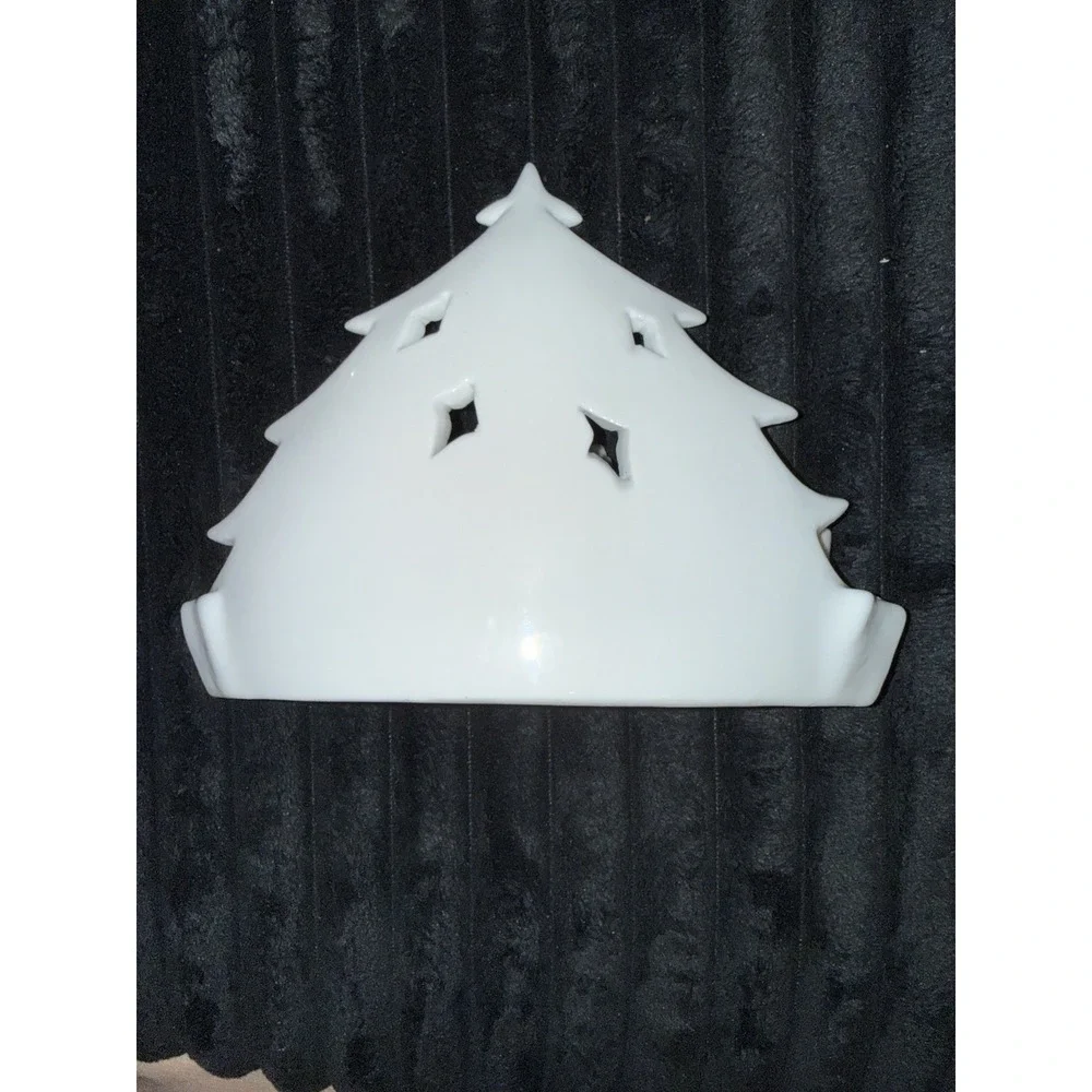 Nativity Scene Candle Holder : Ceramic -9"x7" - Gold And White - Picture 2 of 5
